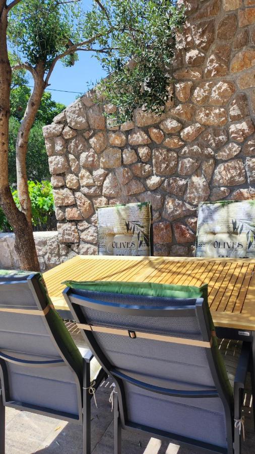 Apartments Veni Up Starigrad Paklenica Exterior foto