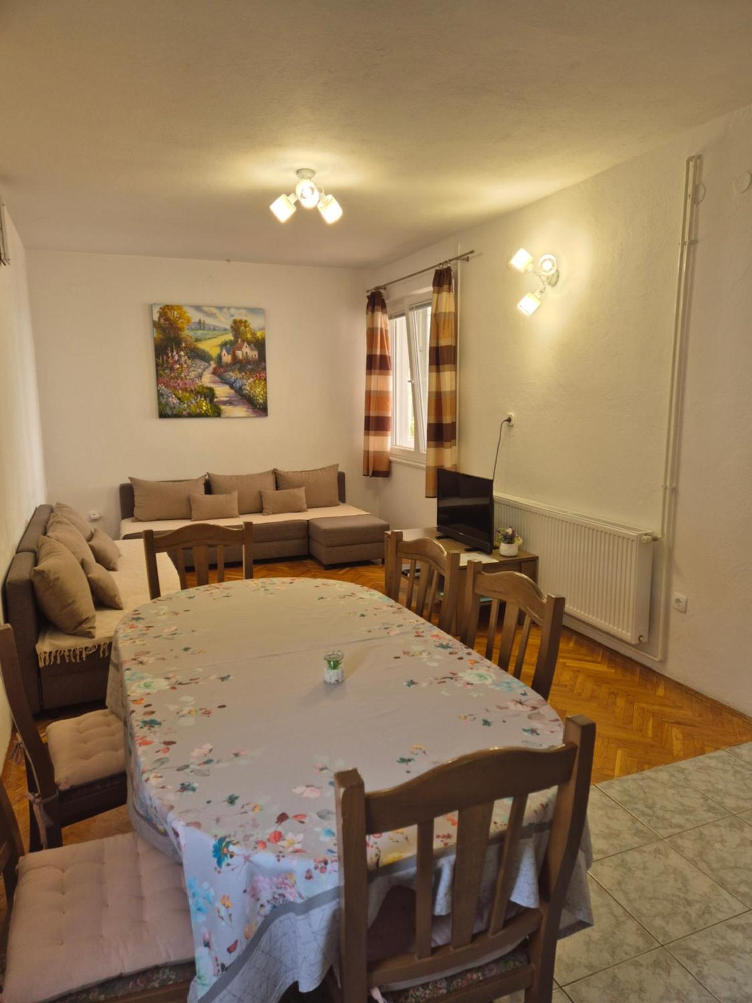 Apartments Veni Up Starigrad Paklenica Exterior foto